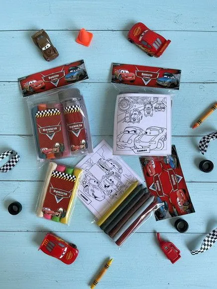 Kit Massinha + Giz + Bolha - Carros Disney Personalizado - feito à mão por Mi Papelaria Criativa