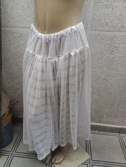 Saia de Renda sem Forro - artesanato feito à mão por Ateliê Ofatemi