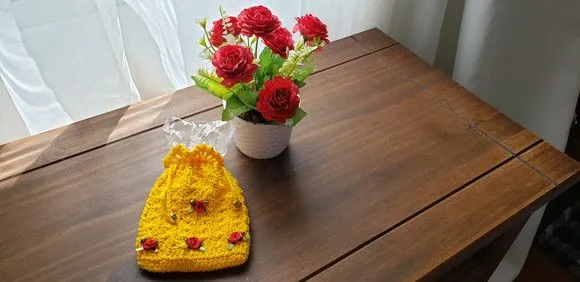 Embalagem para Presente ou Lembrancinha em Crochê Amarelo - foto 3