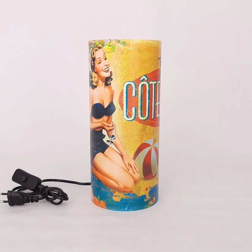 Luminária Pin Up - artesanato de Estudio Bananeira