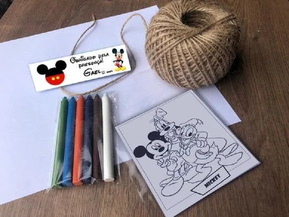 Kit Giz de cera Mickey Personalizado - feito à mão por Mi Papelaria Criativa