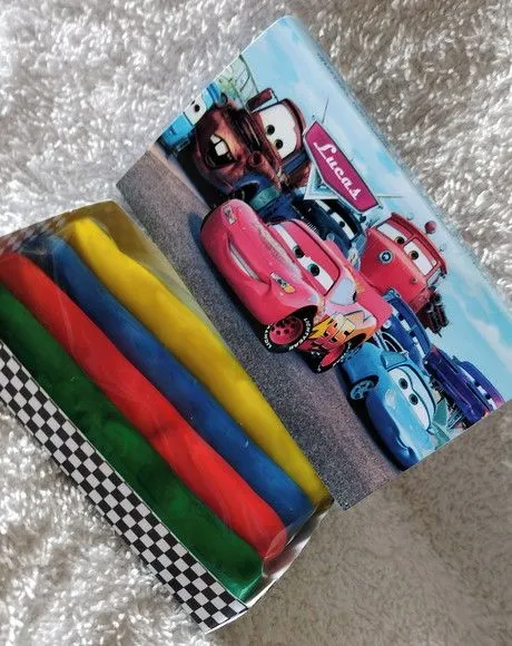 Sabonete Mágico Vira Massinha - Lembrancinha Infantil Carros - foto 3