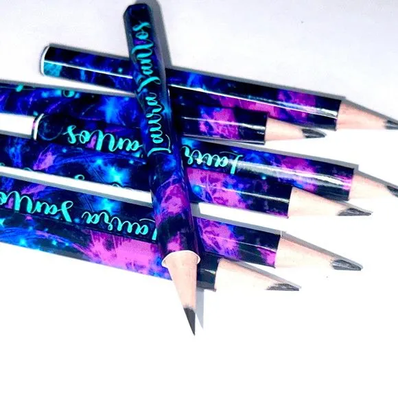 Mini Lápis Neon Personalizado - feito à mão por Mi Papelaria Criativa