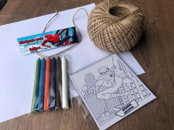 Kit Giz de cera Homem Aranha Personalizado - feito à mão por Mi Papelaria Criativa
