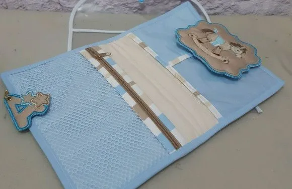 Porta fralda e porta cartão de vacinas - foto 4