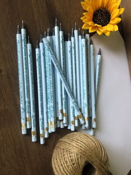 Lápis Coroa Personalizado - artesanato feito à mão por creativitybynina