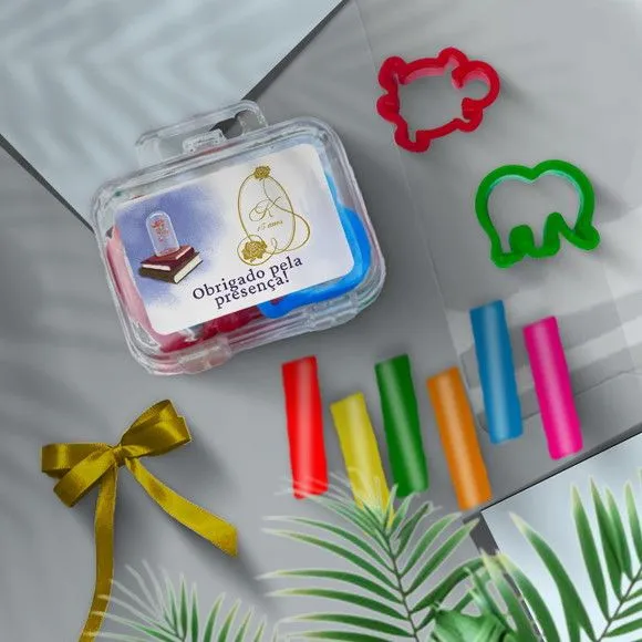 Mini Maleta - Bela e a Fera Personalizada - feito à mão por Mi Papelaria Criativa