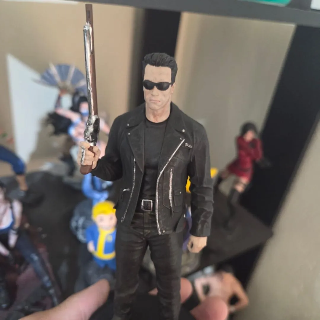 Exterminador do Futuro T-800 - Action Figure Arnold Schwarzenegger - foto 4