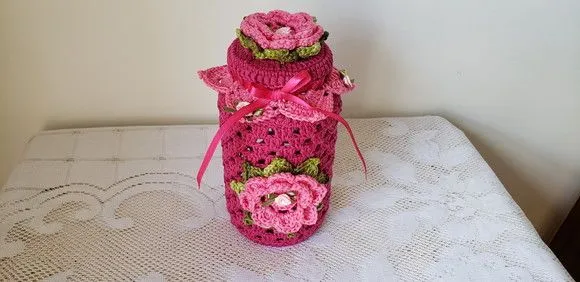Capa para Potes 500 Grs em Crochê Magenta Flores Rosa - foto 4