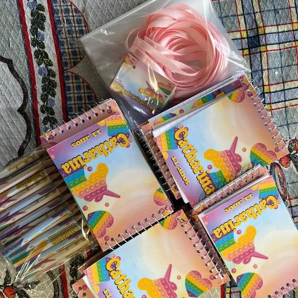 Bloquinho Pop It Personalizado - feito à mão por Artmanha Lembrancinhas