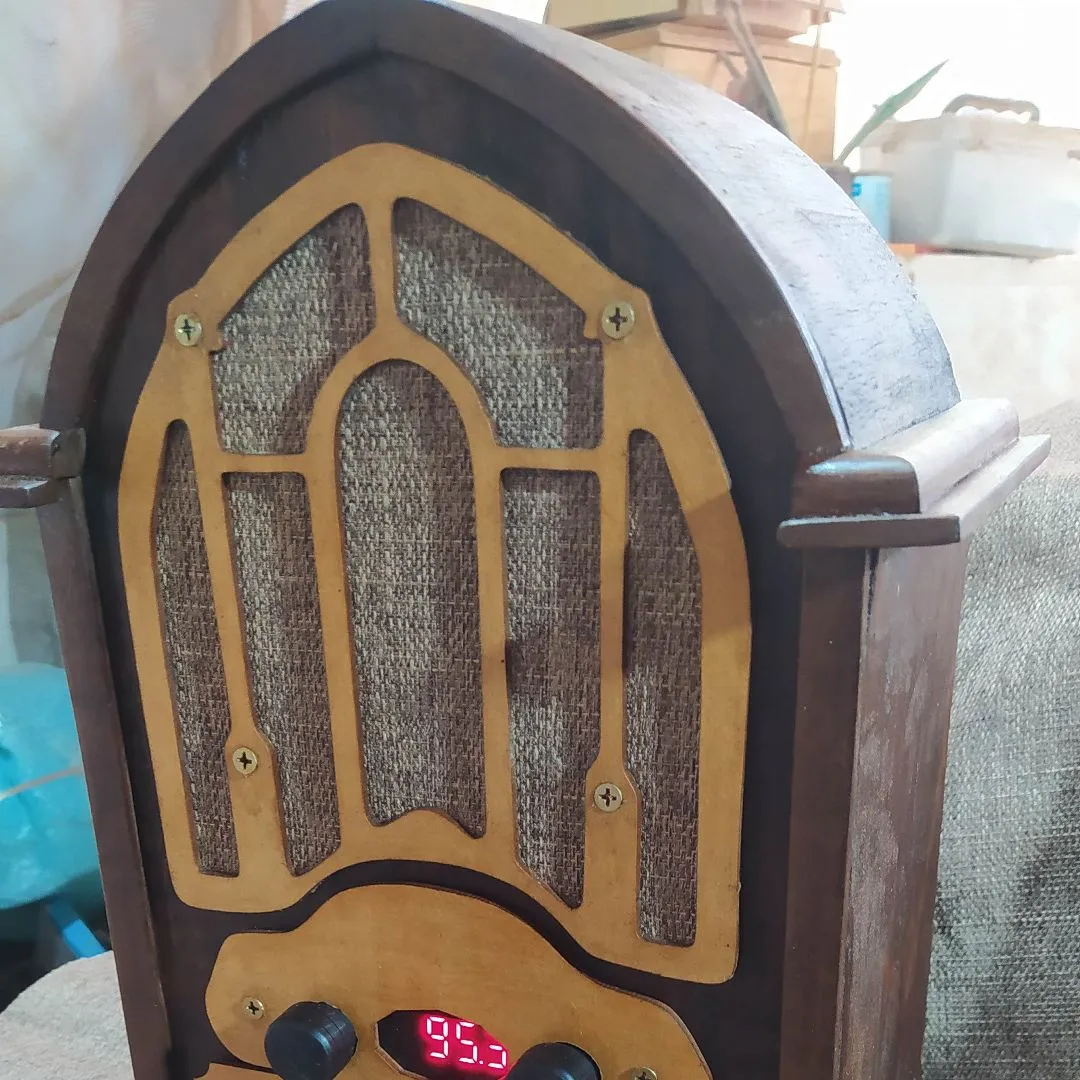 Rádio Artesanal em Madeira Vintage - foto 4