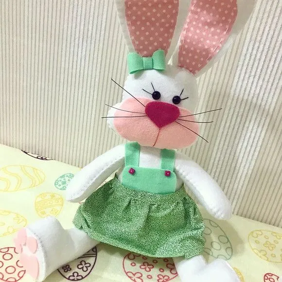 Coelho de Páscoa em Feltro 35cm - artesanato feito à mão por edeatelier