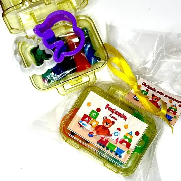 Maletinha Brinquedos Modelar Personalizada - foto 2