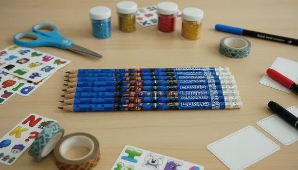 Lápis c/ Borracha - Roblox Personalizado - feito à mão por Mi Papelaria Criativa