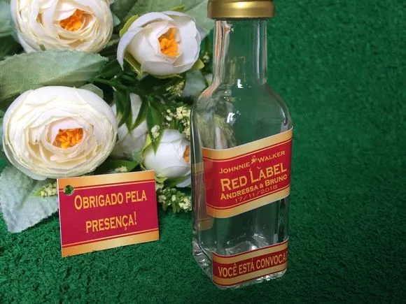 Garrafinha Red Label Personalizada - foto 3