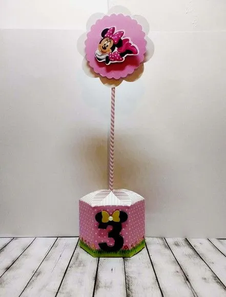 Centro de mesa Minnie rosa - artesanato de Fina Essência Papelaria Personalizada