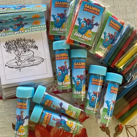 Kit Massinha + Giz + Bolha Galinha Pintadinha Personalizado - foto 3