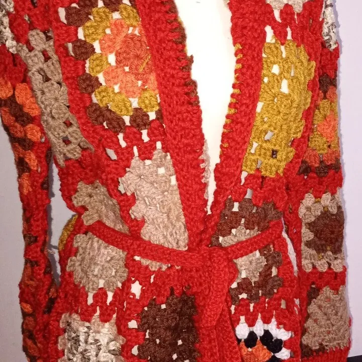 casaco amorécroche - artesanato feito à mão por Joceli Cristina