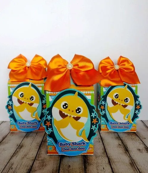 Caixa Milk Baby Shark - artesanato de Fina Essência Papelaria Personalizada