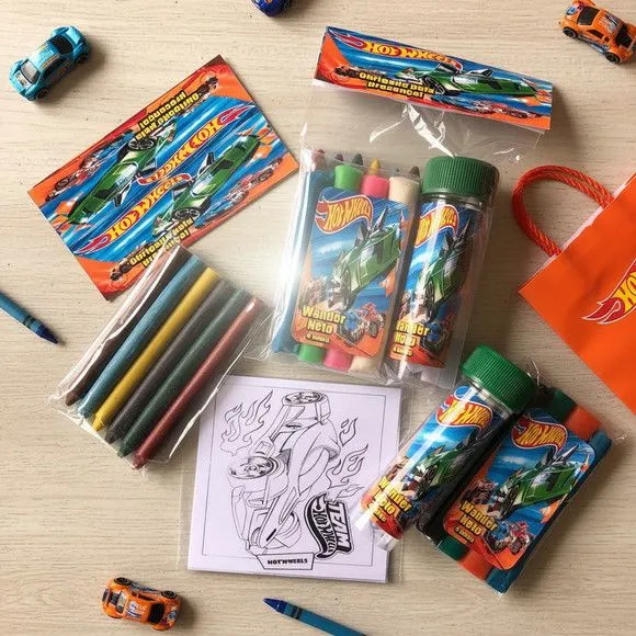 Kit Massinha + Giz + Bolha - Hotwheels Personalizado - feito à mão por Mi Papelaria Criativa