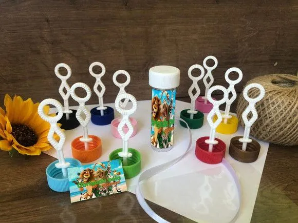 Bolinha de Sabão Madagascar Personalizado - artesanato feito à mão por Mi Papelaria Criativa