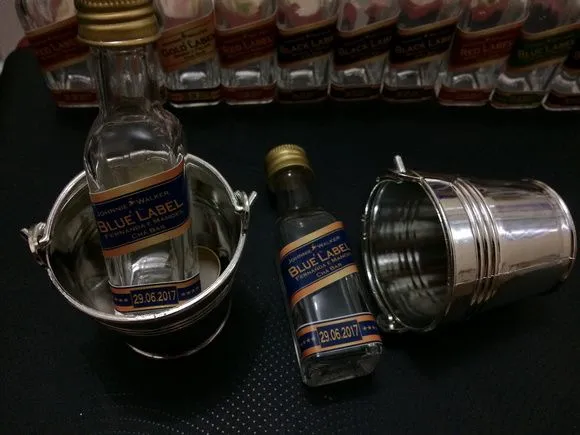 Garrafinha Blue Label personalizada . - foto 4