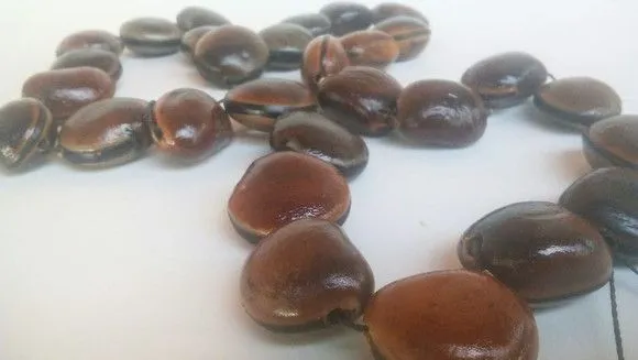 Colar sementes olho de boi guia proteção sorte 65cm - foto 2