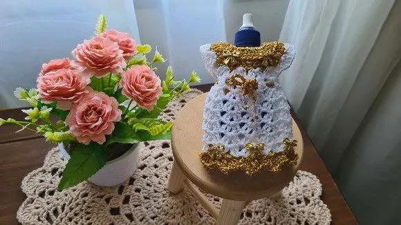 Capa para Adoçante Vestidinho Cinderela Dourado com Branco - foto 3