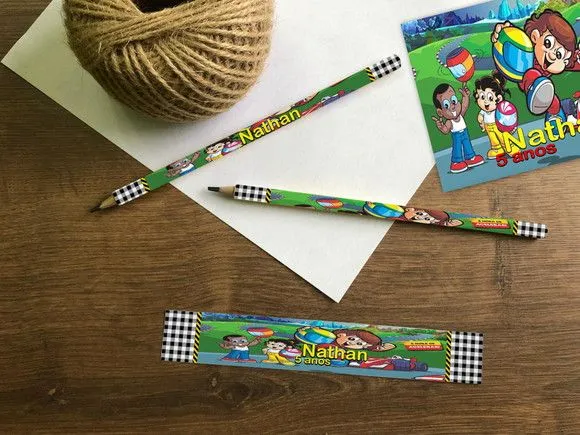 Lápis Seninha Personalizado - feito à mão por Mi Papelaria Criativa