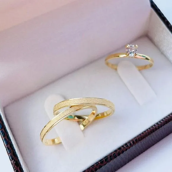 Alianças de Ouro 18k 2mm 2grs Casamento + Anel Solitário - feito à mão por TM JOIAS