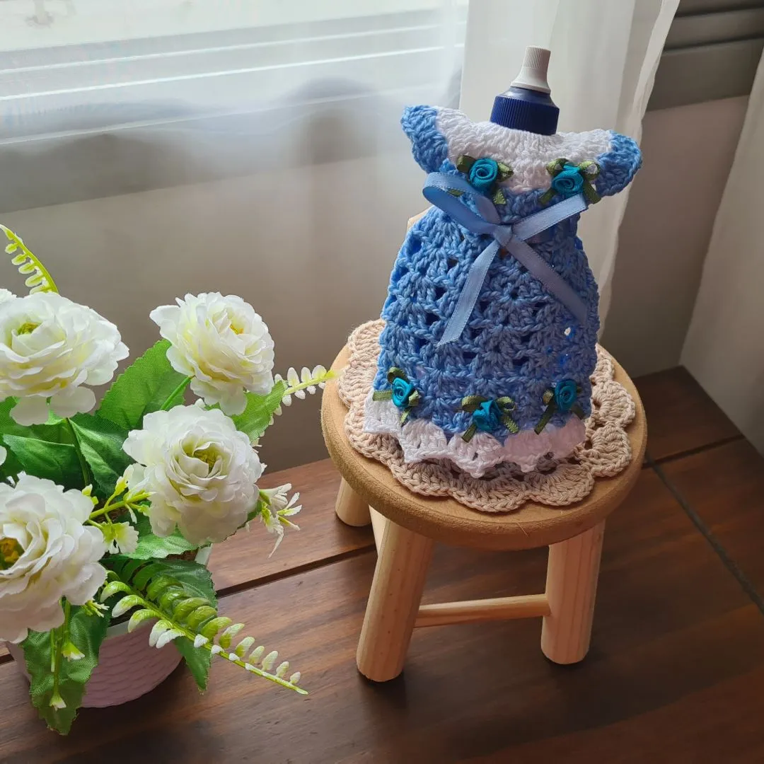 Capa para Adoçante 100 ml (Vestidinho) Parte 2 - artesanato de Mari Crochê feito com carinho!