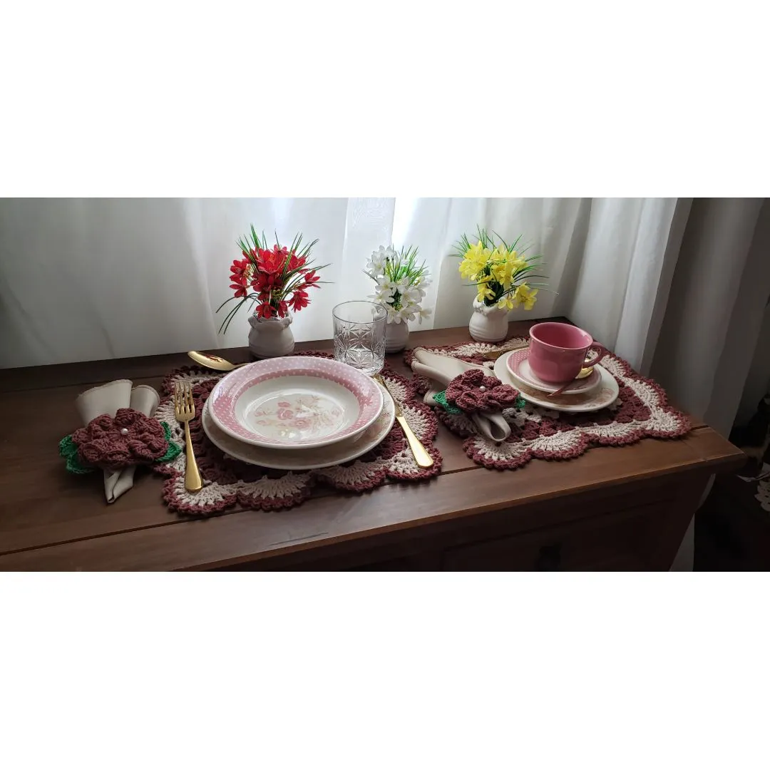 Jogo Americano em Crochê 06 Lugares Porcelana e Café - artesanato de Mari Crochê feito com carinho!