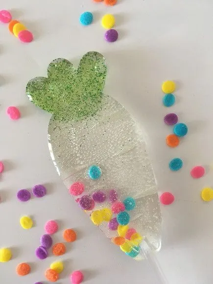 Cenourinha - feito à mão por Lollipops Cristal