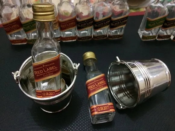 Garrafinha Red Label personalizada . - foto 3