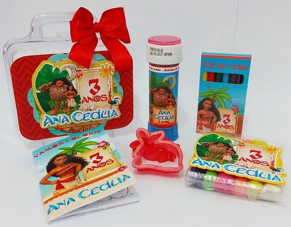Maleta Moana Personalizada - feito à mão por Mi Papelaria Criativa