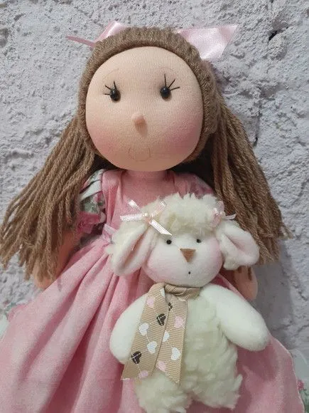 Boneca com bichinhos - foto 4