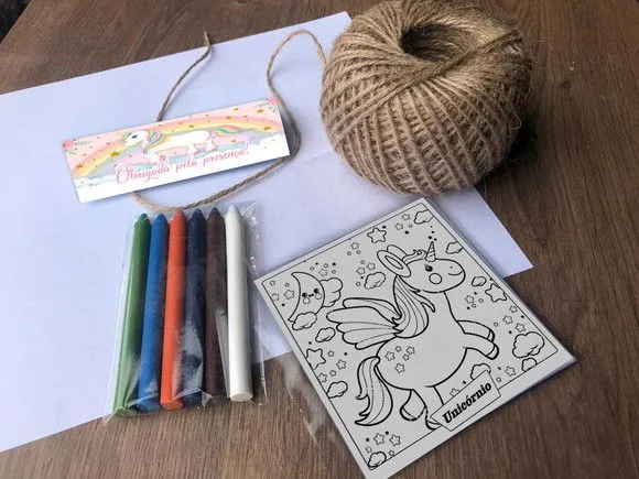 Kit Giz de cera Unicórnio Personalizado - feito à mão por Mi Papelaria Criativa