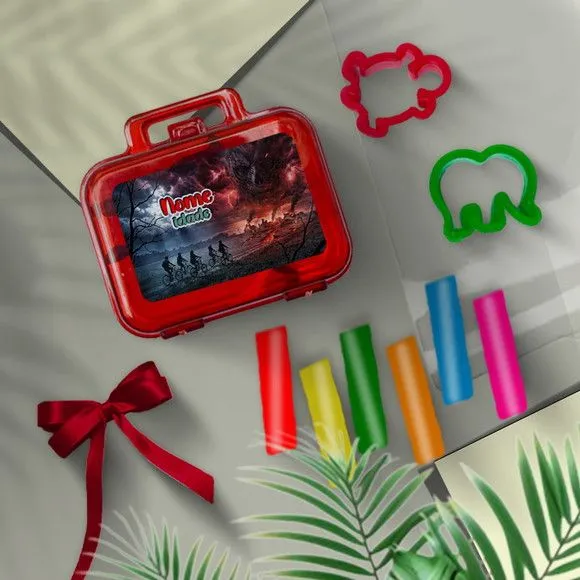 Mini Maleta - Stranger T Personalizada - feito à mão por Mi Papelaria Criativa