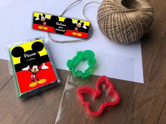 Massinha Modelar Mickey Personalizada - feito à mão por Mi Papelaria Criativa