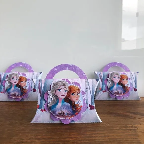 Caixa Travesseiro Com Alça Frozen - foto 2