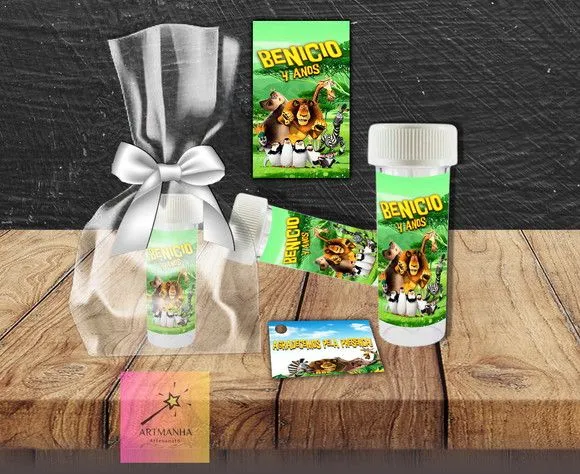 Bolha de Sabão Madagascar Personalizada - feito à mão por Artmanha Lembrancinhas
