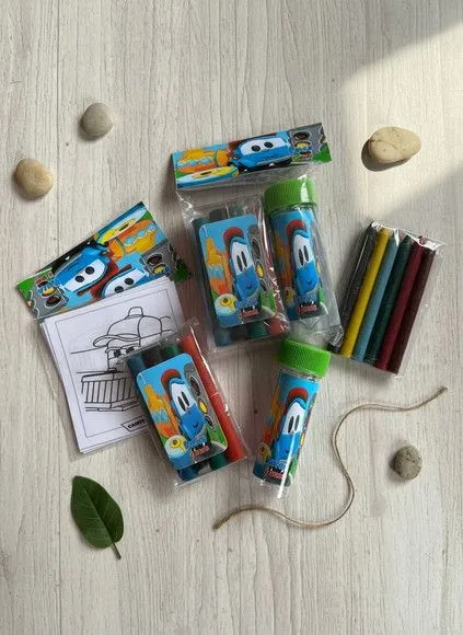 Kit Massinha + Giz + Bolha - Léo Caminhão Personalizado - artesanato feito à mão por Mi Papelaria Criativa