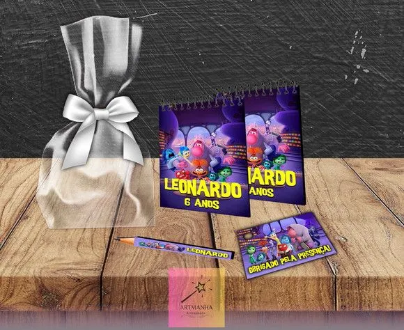 Bloquinho Divertidamente Personalizado - feito à mão por Artmanha Lembrancinhas