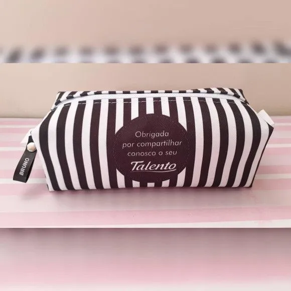 Necessaire Box Personalizada - feito à mão por Innovare Studio