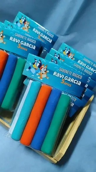 Lembrancinha Infantil Sabonete Mágico Massinha de Banho - artesanato feito à mão por Juliana Biz - casa e bem estar