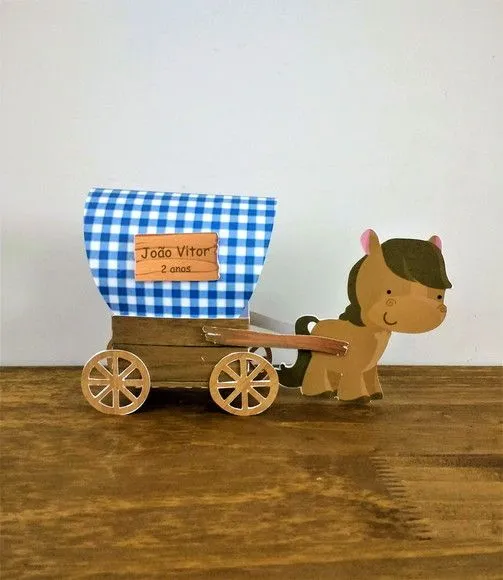 Carroça Fazendinha - artesanato de Fina Essência Papelaria Personalizada