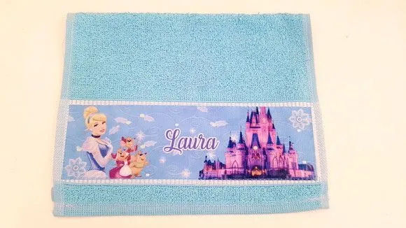 Toalha de mão personalizada princesas - foto 3