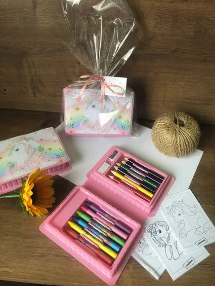 Estojinho de Pintura Unicórnio Personalizado - artesanato feito à mão por creativitybynina