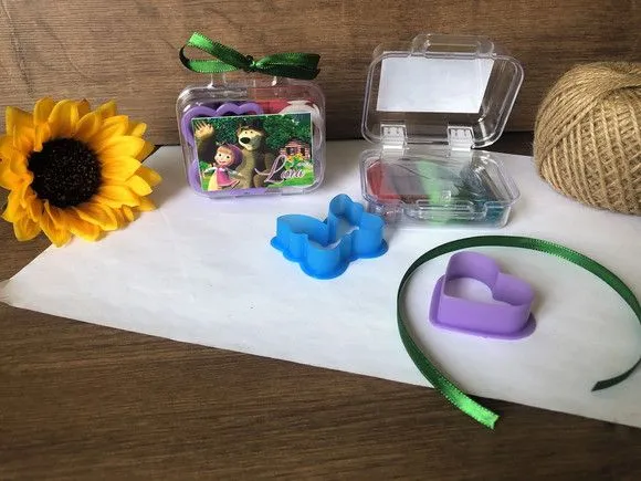 Maletinha Marsha e o a Urso Modelar Personalizada - artesanato feito à mão por creativitybynina