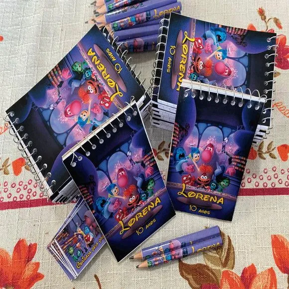 Bloquinho Divertidamente Personalizado - feito à mão por Artmanha Lembrancinhas